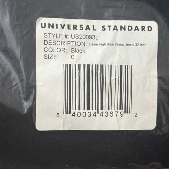 Universal Standard Seine High Rise 32" Skinny Jeans Solid Black - Picture 3 of 10